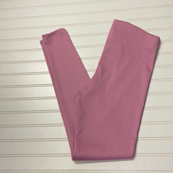 H & M Pink Ribbed Leggings- #1836 - Picture 9 of 12